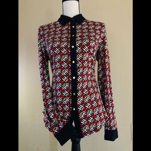 beautiful blouse, Tommy Hilfiger, printed colors, size M, new.